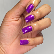 Sassy Cats Lacquer: "Now Just Wait a Meowment" *OVERSTOCK*