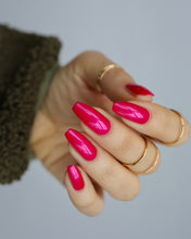 Sassy Cats Lacquer: "Paint Paw-traits" OVERSTOCK