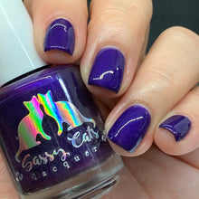 Sassy Cats Lacquer "Cameo" Overstock
