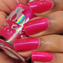 Sassy Cats Lacquer: "Paint Paw-traits" OVERSTOCK