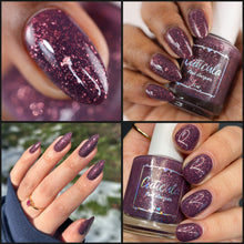 "Love You More" is a blackberry crelly with rose gold metallic flakes. This polish is best applied in 3 coats for ultimate base and flakie payoff.

15ml Bottle