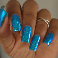 Hula Moon: Mother's Day Duo - Mom Wants to Go to Maui : "Aloha Glow" and "Sea Ya Later Maui" *OVERSTOCK*