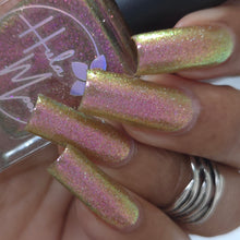 Hula Moon: "What Else Can We Pile On Here?!" *CAPPED PRE-ORDER*