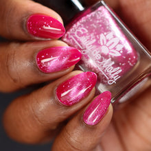 Emily de Molly: "Porcelain Petal" (Magnetic) *OVERSTOCK*