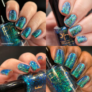 Phoenix Indie Polish begins a new series inspired by 'Cardcaptor Sakura!' The first polishes are inspired by two cards of the same name!

"The Watery" is a mix of iridescent green to blue and chrome green flakes and iridescent micro flakes.