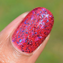 Moon Shine Mani: "Legendborn" (Thermal) *OVERSTOCK*