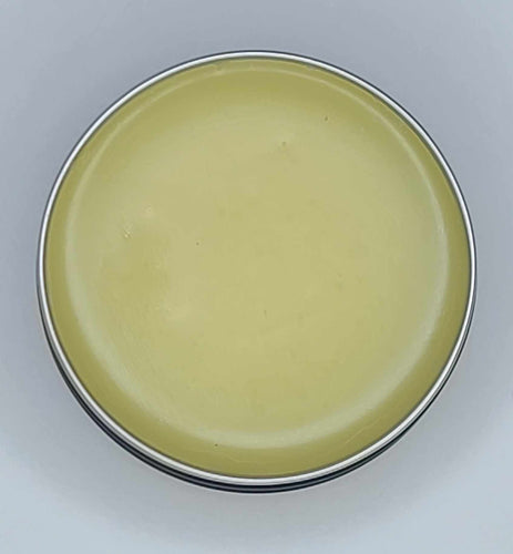 Dark Moon Esscentuals brings us a skin loving Body Balm!
*Note: Color of product may differ from photos.

Ingredients include Olive oil, Coconut oil, Arnica infused Sunflower oil, Grapeseed oil, Jojoba oil, Beeswax, Vitamin E Oil

2oz of Product

30 Cap