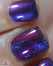 Sassy Sauce Polish: "Dangerous Curves" (Magnetic) *OVERSTOCK*