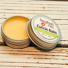Sassy Pants Polish presents "Autumn in the Common,” a cuticle balm inspired by Boston, MA. This luxurious and moisturizing cuticle balm is enriched with all-natural skin-loving oils and is a rich blend. The Boston inspired scent can be described as a sweet juicy blend fresh from a Boston orchard - just picked apples, raspberries and apple blossom with just a touch of vanilla and coconut.
