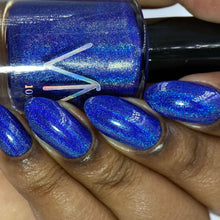 By Vanessa Molina: SINGLE "Starborn Queen" *OVERSTOCK*