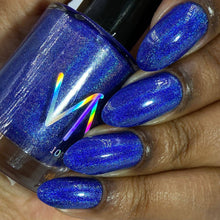 By Vanessa Molina: SINGLE "Starborn Queen" *OVERSTOCK*