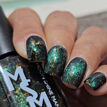 Moon Shine Mani: "Toothless" (Magnetic) *OVERSTOCK*