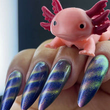 Nothing Basic: Magnet "Axolotl" *OVERSTOCK*