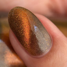 ELBE Nail Polish: SINGLE "Hop" (Magnetic) *CAPPED PRE-ORDER*