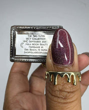 Hula Moon: "The Two Yutes" *OVERSTOCK*