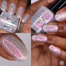 "Maui Sunsets" is a sheer but buildable jelly loaded with silver reflective glitter, pink/orange/red large particle aurora shimmer and iridescent blue/violet flakes.

15ml Bottle