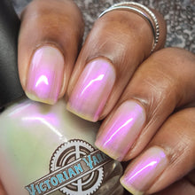 Highlight everything you love about a nourishing plumping base coat and add a subtle glowy shimmer and you have a beautiful start to your mani!

You can choose to wear Silk Stockings on its on built up over 1,2, or 3 coats. You may also chose to wear it as a a base for your mani- it will provide a slight visible nail line veil with extra pop.