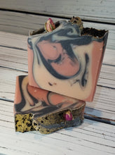Handmade Natural Beauty: Handmade Soap "Freya" *OVERSTOCK*