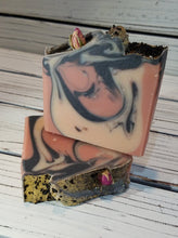 Handmade Natural Beauty: Handmade Soap "Freya" *OVERSTOCK*