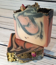 Handmade Natural Beauty: Handmade Soap "Freya" *OVERSTOCK*