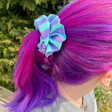 Lizmo's Creations: Scrunchie+ Duo "Dragonfruit Voltage" *OVERSTOCK*