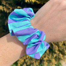 Lizmo's Creations: Scrunchie+ Duo "Dragonfruit Voltage" *OVERSTOCK*