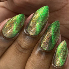 ELBE Nail Polish: "Moon Prism Power" (Magnetic) *OVERSTOCK*