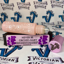 Victorian Varnish brings their roll-on cuticle oil to HHC!

An exotic scent that opens with notes of Pink cettleya orchid, apricot, pear nectar, and verbena, with soft pink amber and sandalwood.