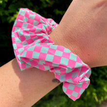 Checkered Finish: Scrunchie+ Duo "Berry Lemon Fizz" *CAPPED PRE-ORDER*