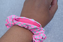 Checkered Finish: Scrunchie+ Duo "Berry Lemon Fizz" *CAPPED PRE-ORDER*