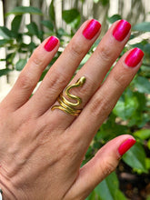 Victorian Varnish: "Electric Embrace" *CAPPED PRE-ORDER*