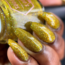 Bee's Knees Lacquer: "Khajit Cooking" (Reflective) *CAPPED PRE-ORDER*