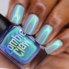 Zombie Claw: Hellaween "Graveyard Ghoul" (Glow in the Dark)