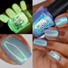 Zombie Claw: Hellaween "Graveyard Ghoul" (Glow in the Dark)