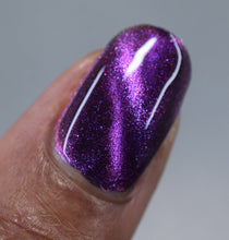 Victorian Varnish: "Floral with Flair" (Magnetic) *CAPPED PRE-ORDER*