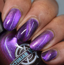 Victorian Varnish: "Floral with Flair" (Magnetic) *CAPPED PRE-ORDER*
