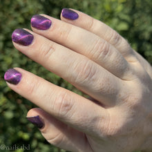 Victorian Varnish: "Floral with Flair" (Magnetic) *CAPPED PRE-ORDER*