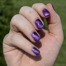 Victorian Varnish: "Floral with Flair" (Magnetic) *CAPPED PRE-ORDER*