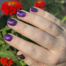 Victorian Varnish: "Floral with Flair" (Magnetic) *CAPPED PRE-ORDER*