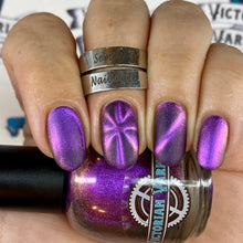 Victorian Varnish: "Floral with Flair" (Magnetic) *CAPPED PRE-ORDER*