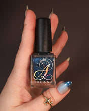 Arcana Lacquer: Holidays "Snowed In" (Thermal) *CAPPED PRE-ORDER*