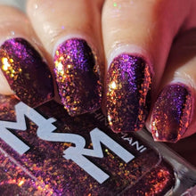 Moon Shine Mani: "Donkey Kong Country" (Magnetic) *CAPPED PRE-ORDER*