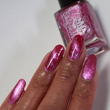 Emily de Molly: "Porcelain Petal" (Magnetic) *OVERSTOCK*