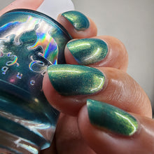 Sassy Cats Lacquer: "Wowie Zowie" OVERSTOCK