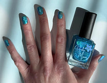 Hula Moon: Mother's Day Duo - Mom Wants to Go to Maui : "Aloha Glow" and "Sea Ya Later Maui" *OVERSTOCK*