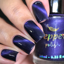 "Celestial Regent" has a deep purple base with a purple duochrome magnetic pigment.

10ml Bottles