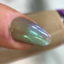 Penelope Luz: SINGLE "Crispy" *OVERSTOCK*