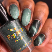 Pepper Polish: SINGLE "Source of Life" (Magnetic) *CAPPED PRE-ORDER*