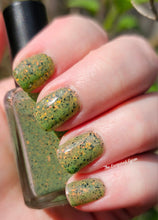 Naps and Nails: Halloween "Gruesome Glamour" (Solar) *OVERSTOCK*