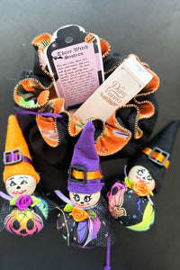 By Dany Vianna: Halloween Set "Mixing Spells" (Magnetic) and "Three Little Witches" *OVERSTOCK*